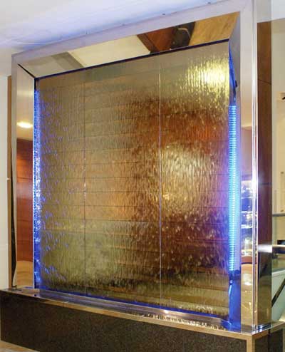 Wasserwand, Sofitel Hotel, Gatwick, England