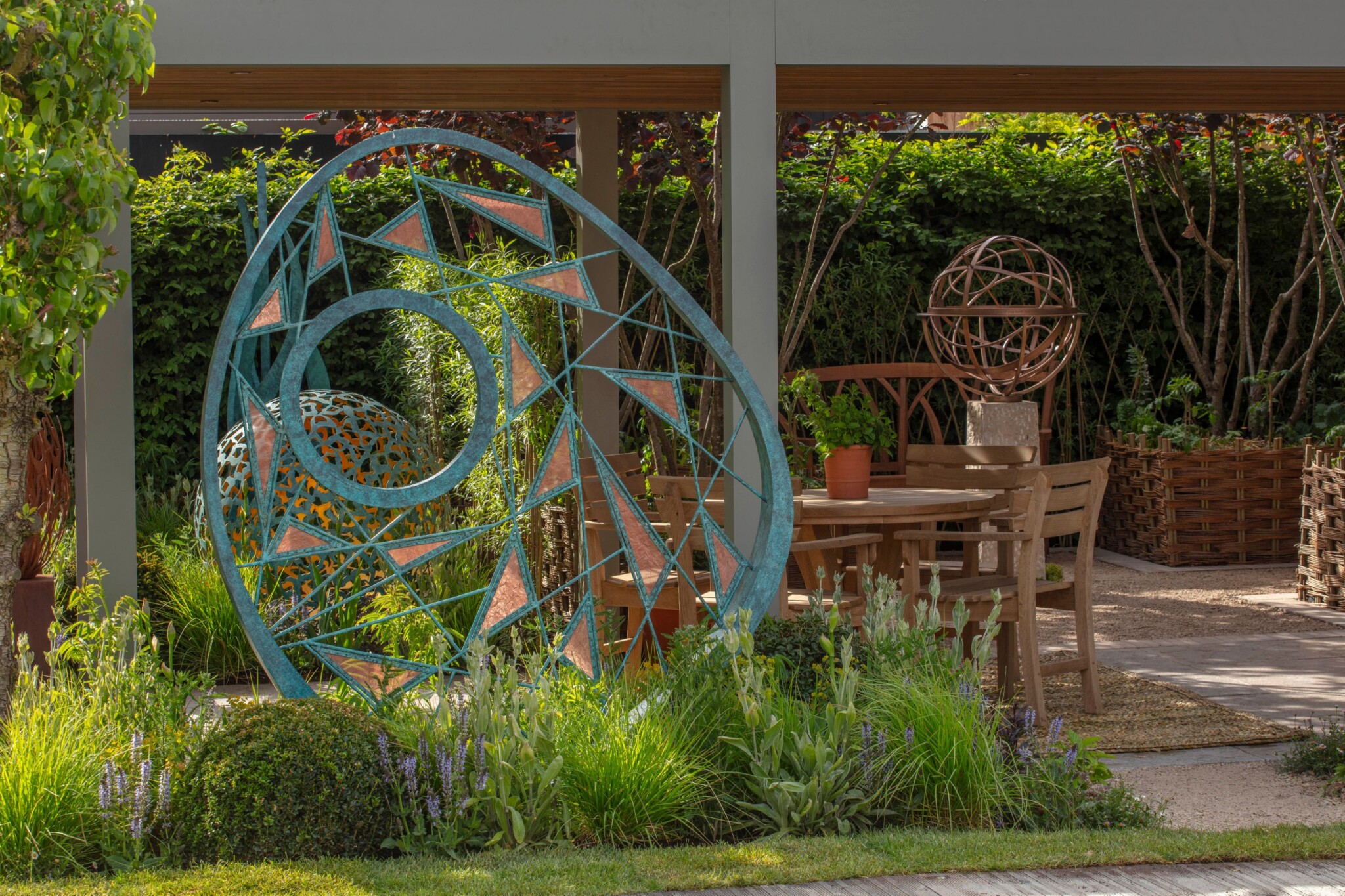David Harber Nexa sculpture at the RHS Chelsea Flower Show 2026